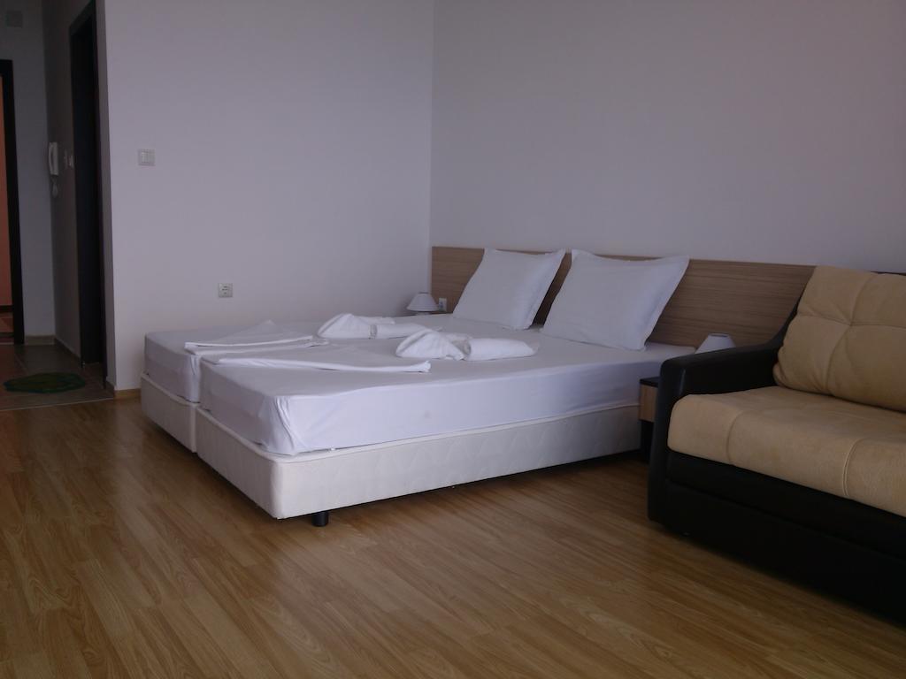 Villa Lazuren Bryag 2 Chernomorets Oda fotoğraf