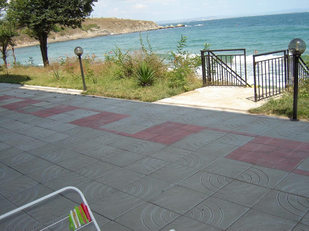 Villa Lazuren Bryag 2 Chernomorets Oda fotoğraf