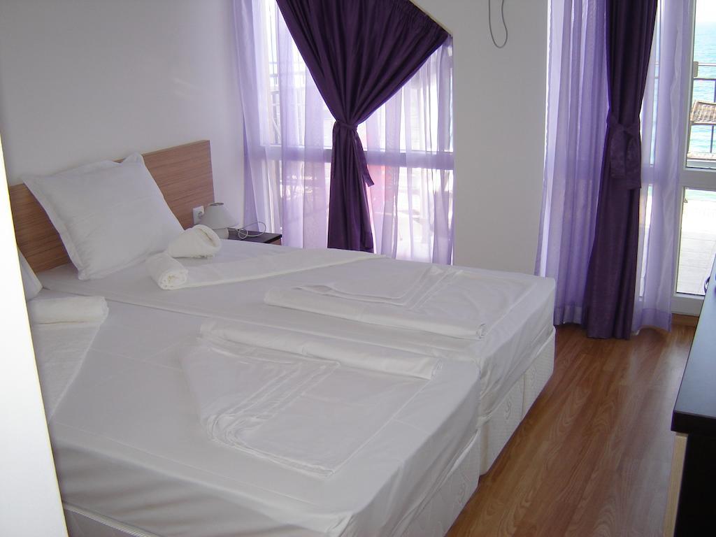 Villa Lazuren Bryag 2 Chernomorets Oda fotoğraf